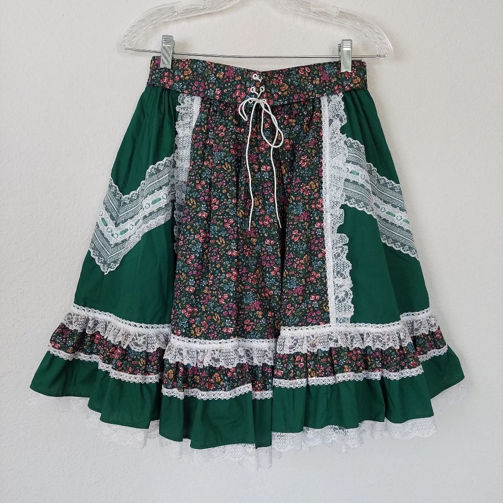 Fun & Fancy Originals Green Floral Squared Dance Skirt‎ Set Size Meduim